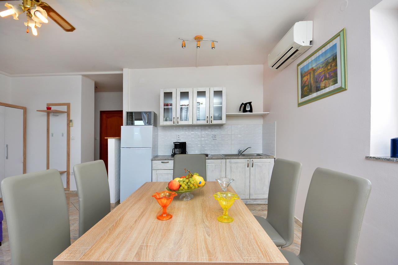 Nečujam Villa Paris מראה חיצוני תמונה