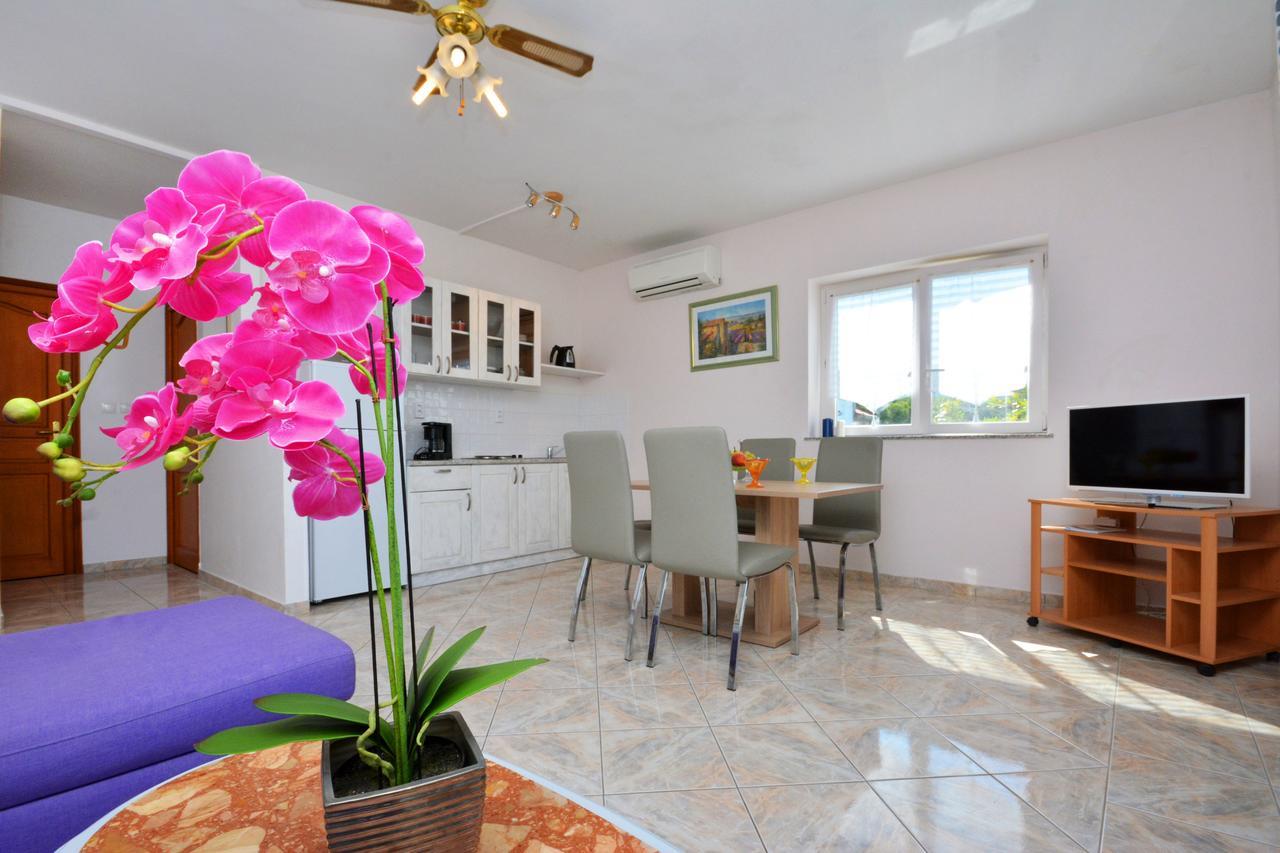 Nečujam Villa Paris מראה חיצוני תמונה