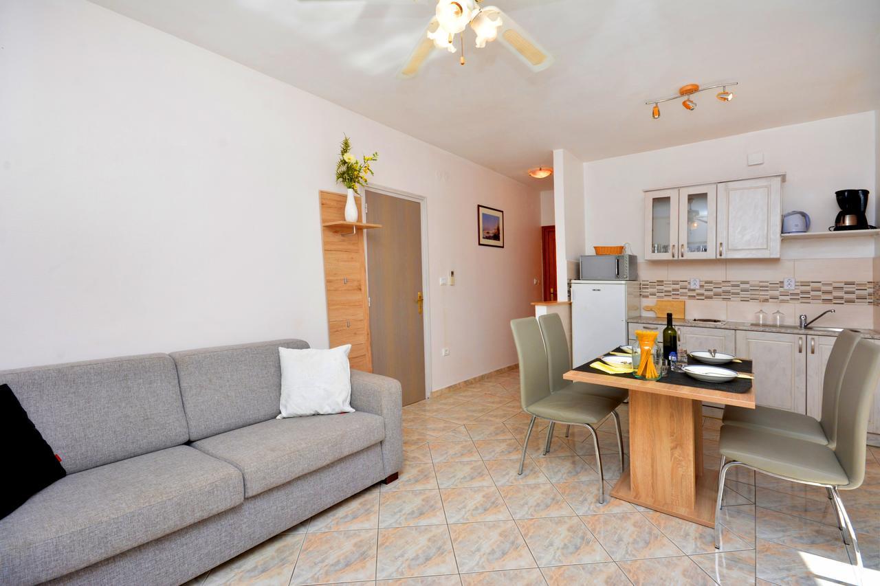 Nečujam Villa Paris מראה חיצוני תמונה