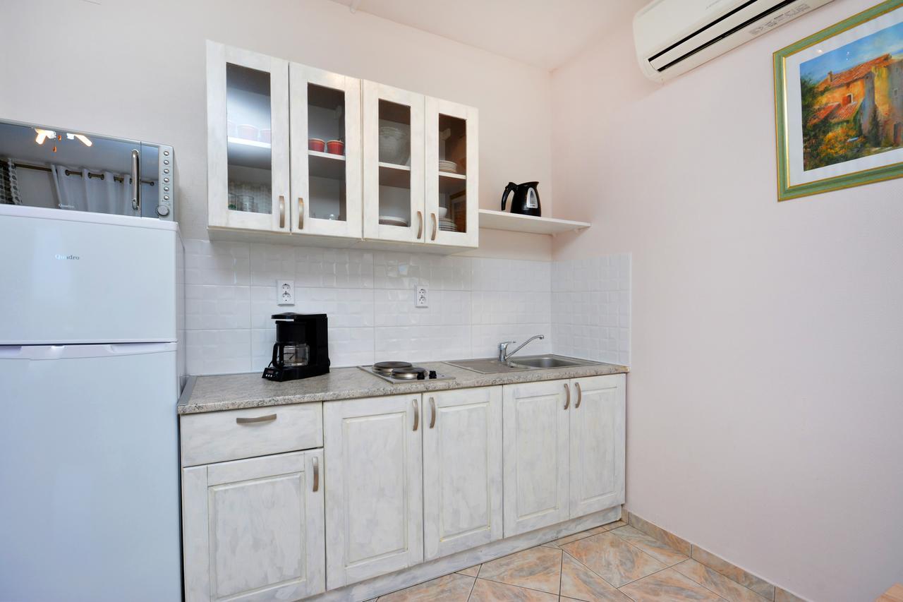 Nečujam Villa Paris מראה חיצוני תמונה